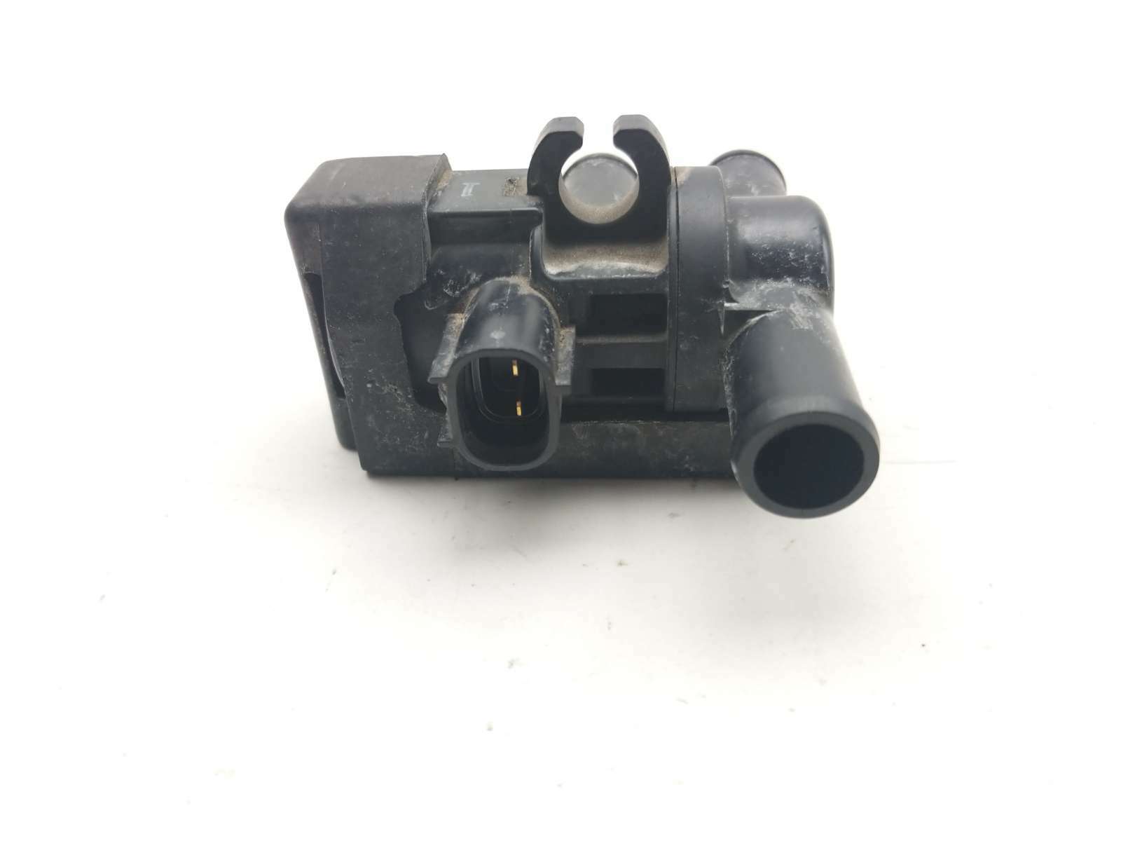 12 Kawasaki Vulcan VN1700K Vaquero Air Valve Switch Solenoid