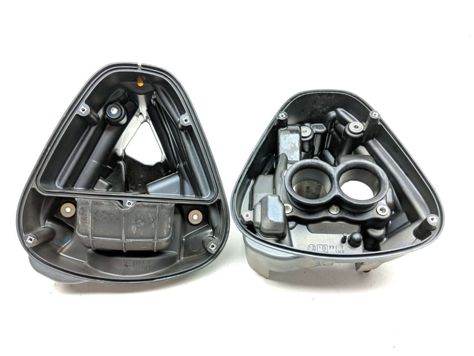 09 Kawasaki Vulcan 1700 Classic Anniversary Air Cleaner Back Plates