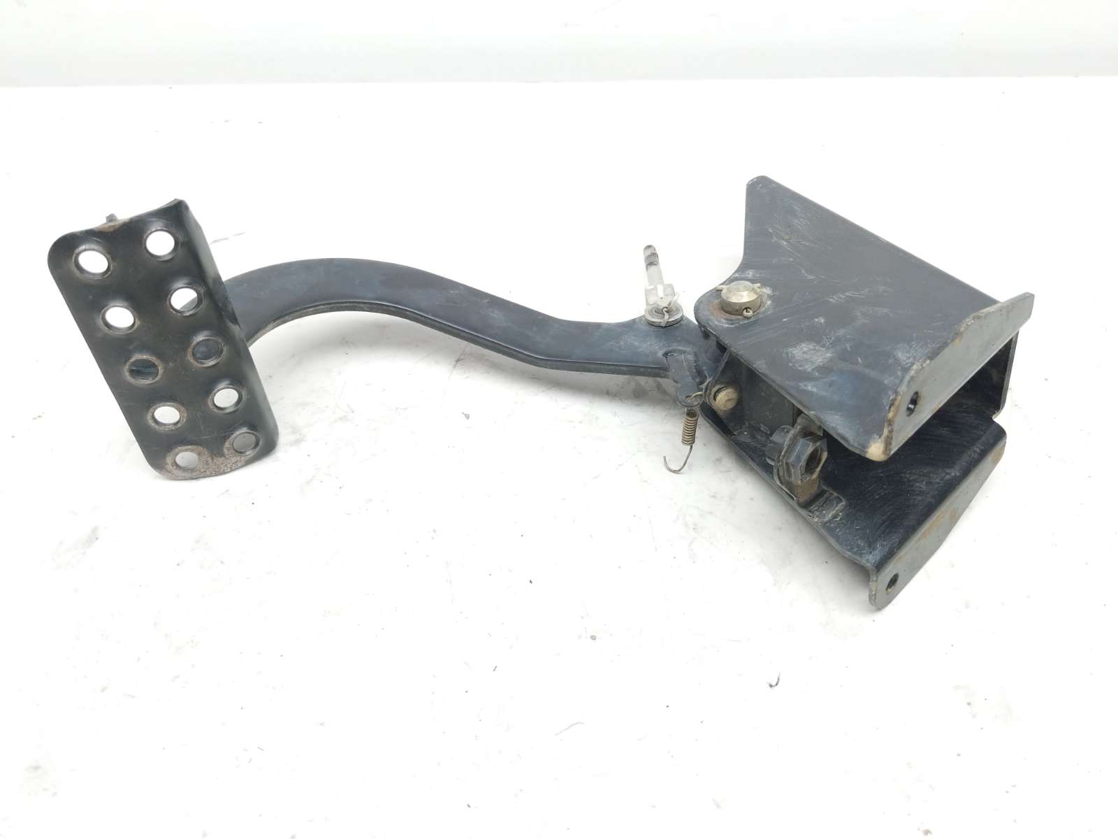 19 Kawasaki Teryx KRT 800 F Brake Pedal Mount Bracket