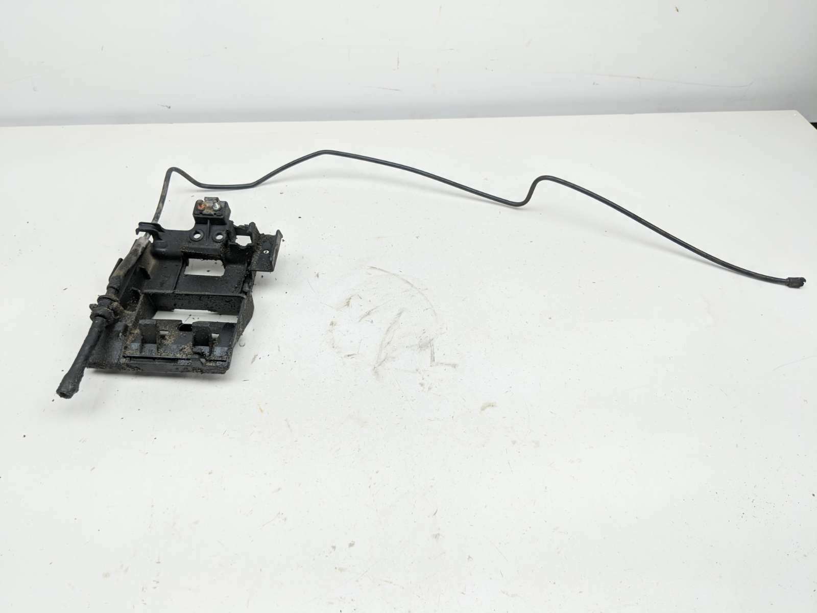 03 Harley Davidson Fat Boy FLSTF Electrical Caddy Mount Bracket Holder