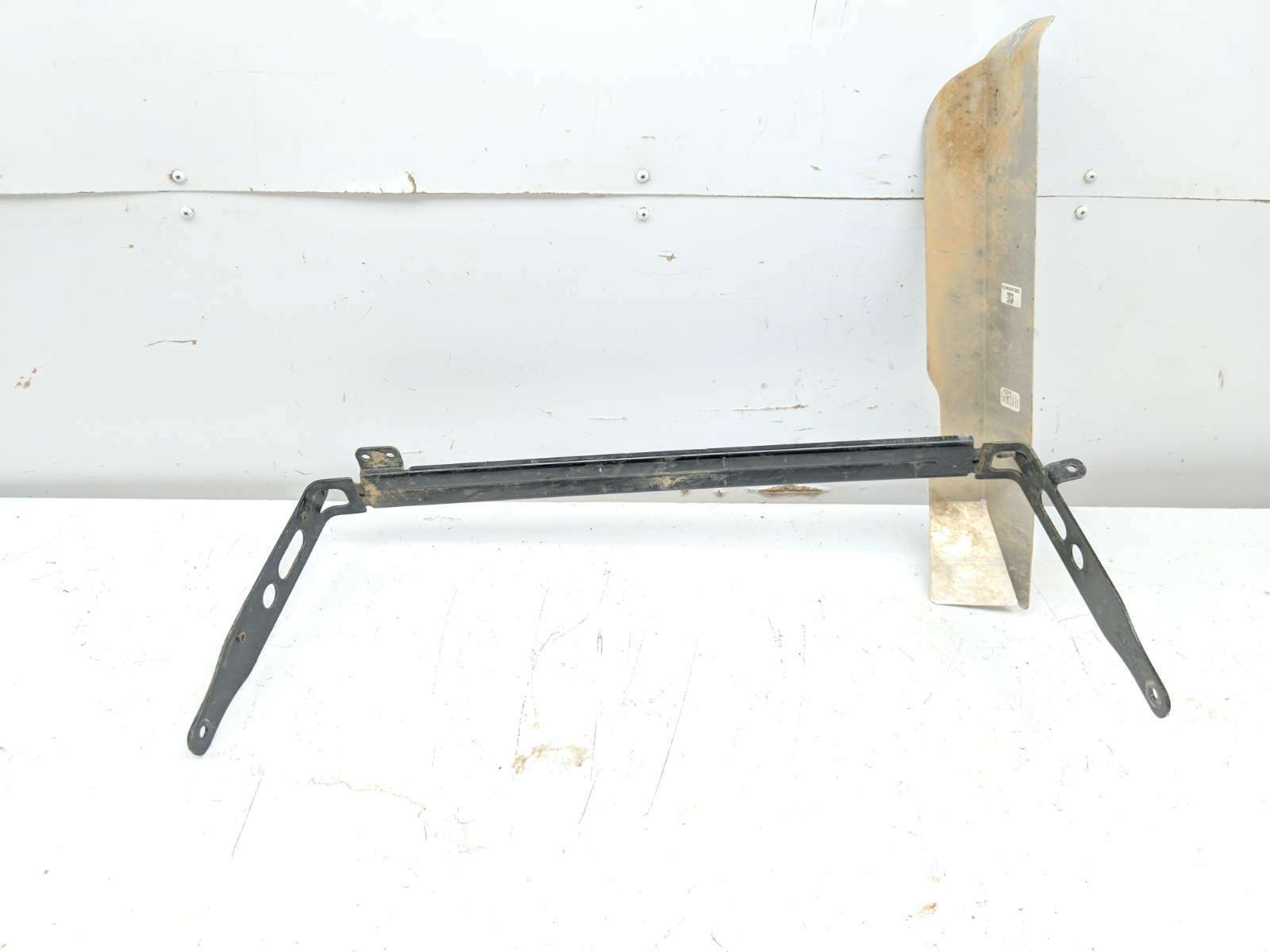 22 Polaris RZR XP 1000 Rear Exhaust Heat Shield Metal 5263028