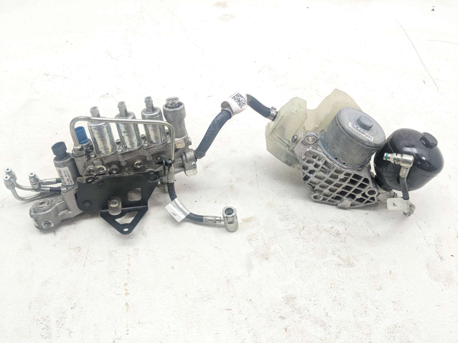 21 Polaris Slingshot SL ABS Brake Booster Pump Assembly 14778234