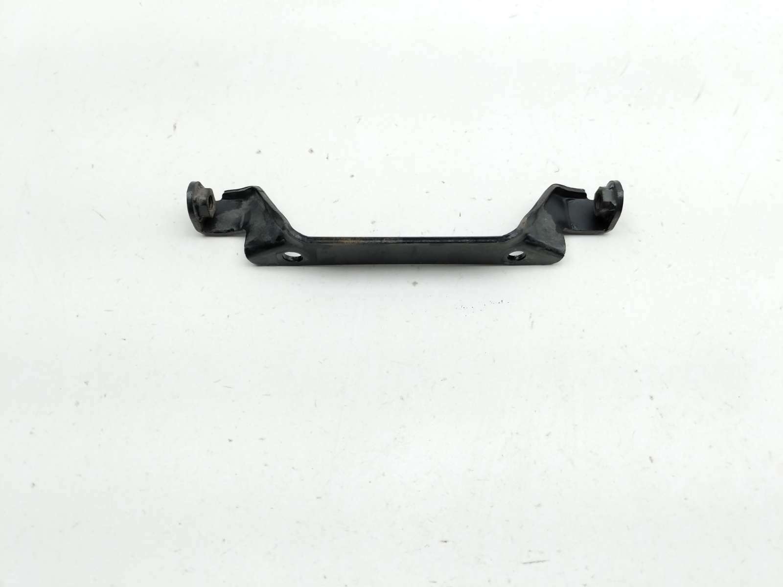 09 Yamaha V Star XVS1300 CT Rear Wheel Fender Mount Bracket Holder Support