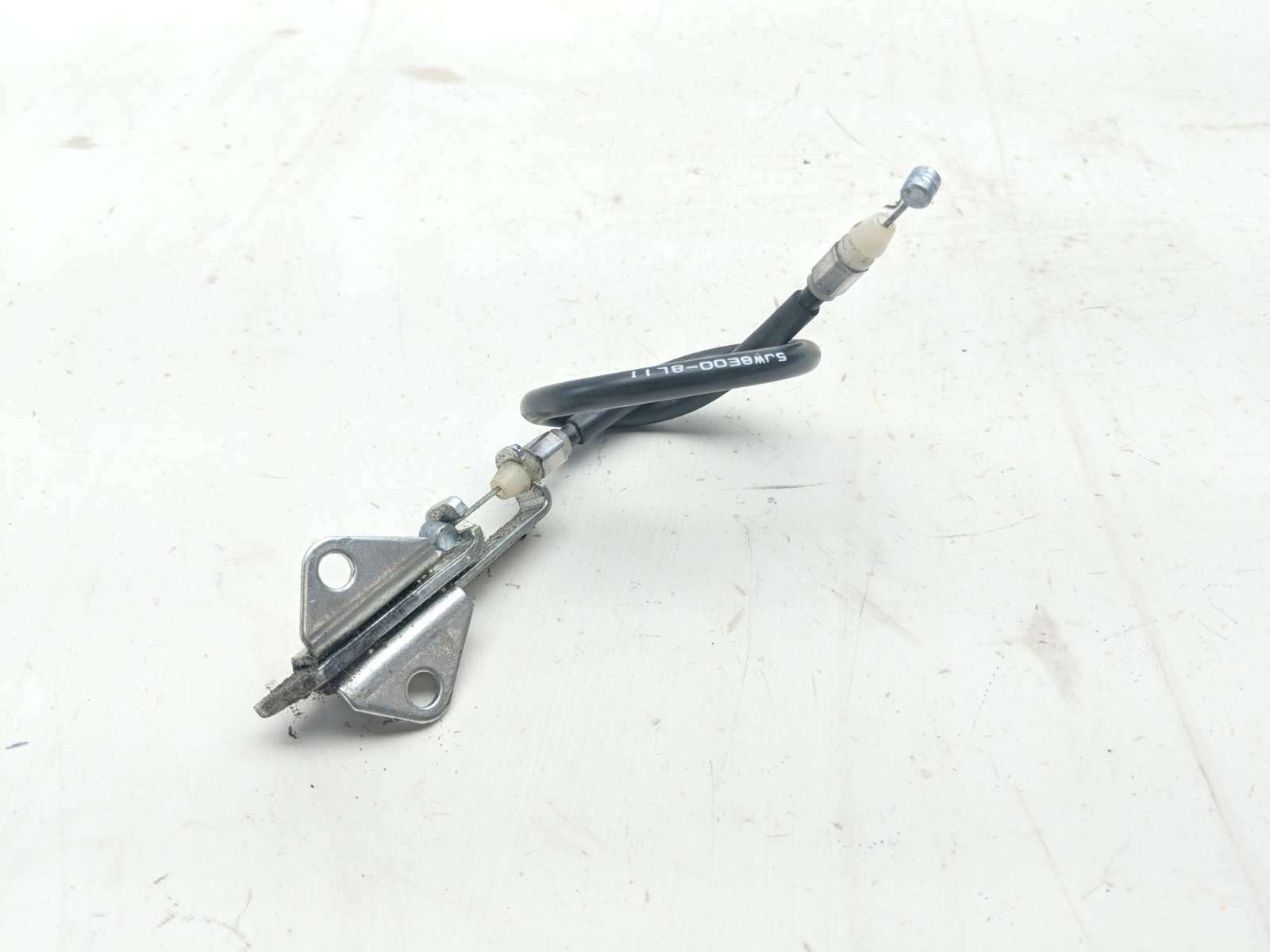 09 Yamaha FZ6R FZ6 Seat Latch Cable Mount Bracket 5JW8E00-8L11