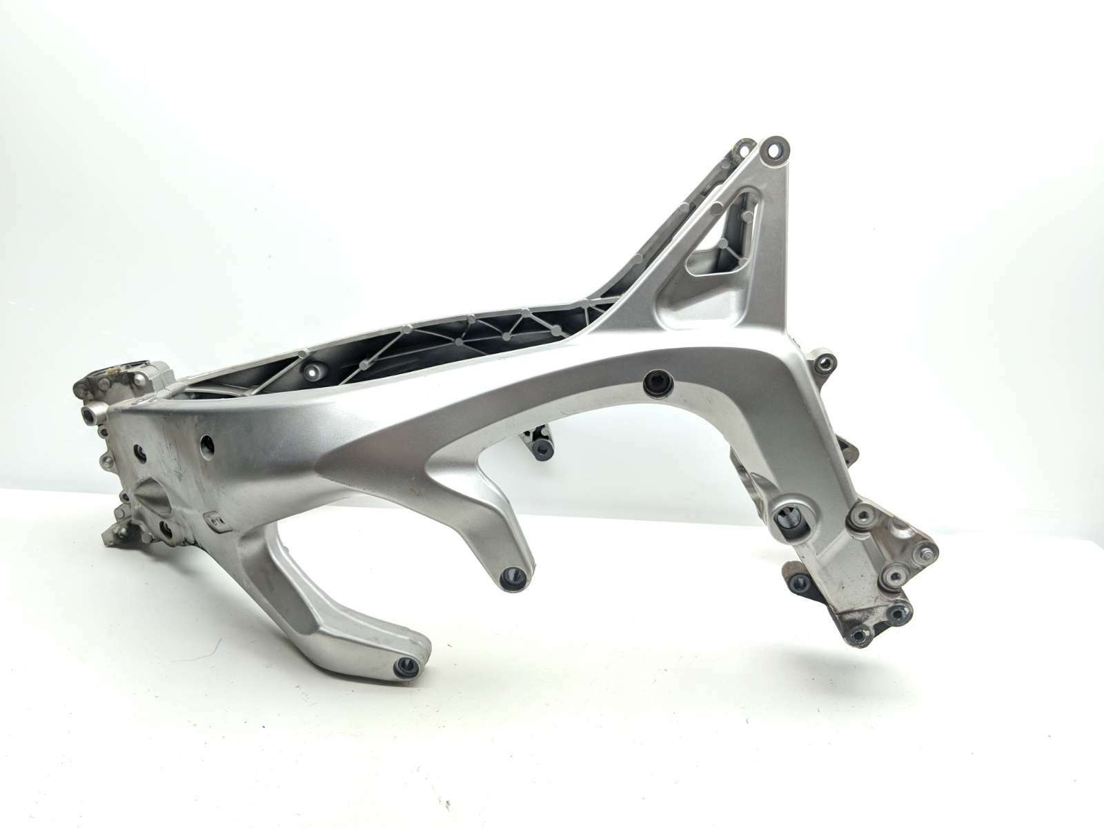 05 Yamaha Fazer FZ6S FZ6 Main Frame Chassis STRAIGHT SLVG - Sun Coast Cycle  Sports