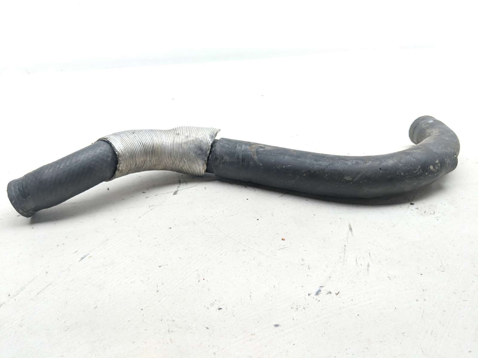 00 Suzuki Hayabusa GSX1300R Radiator Hose (A)