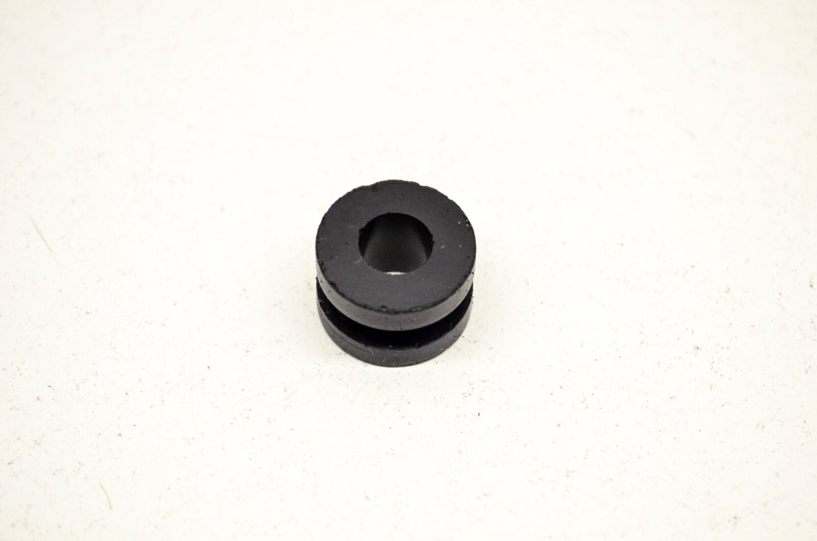 Honda 37215-MBE-003 RUB METER MOUNTING