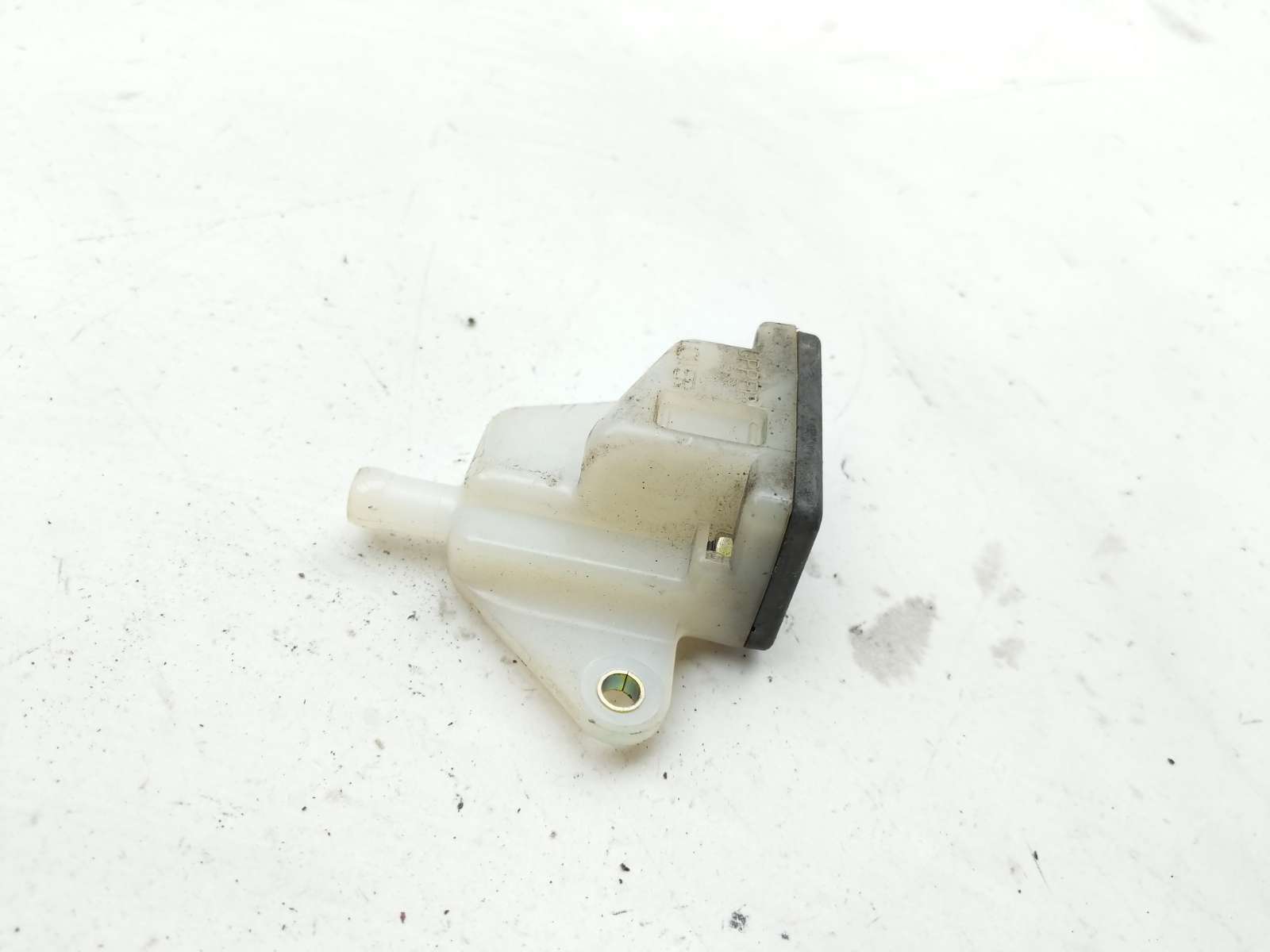 00 Suzuki Hayabusa GSX1300R Rear Master Cylinder Reservoir