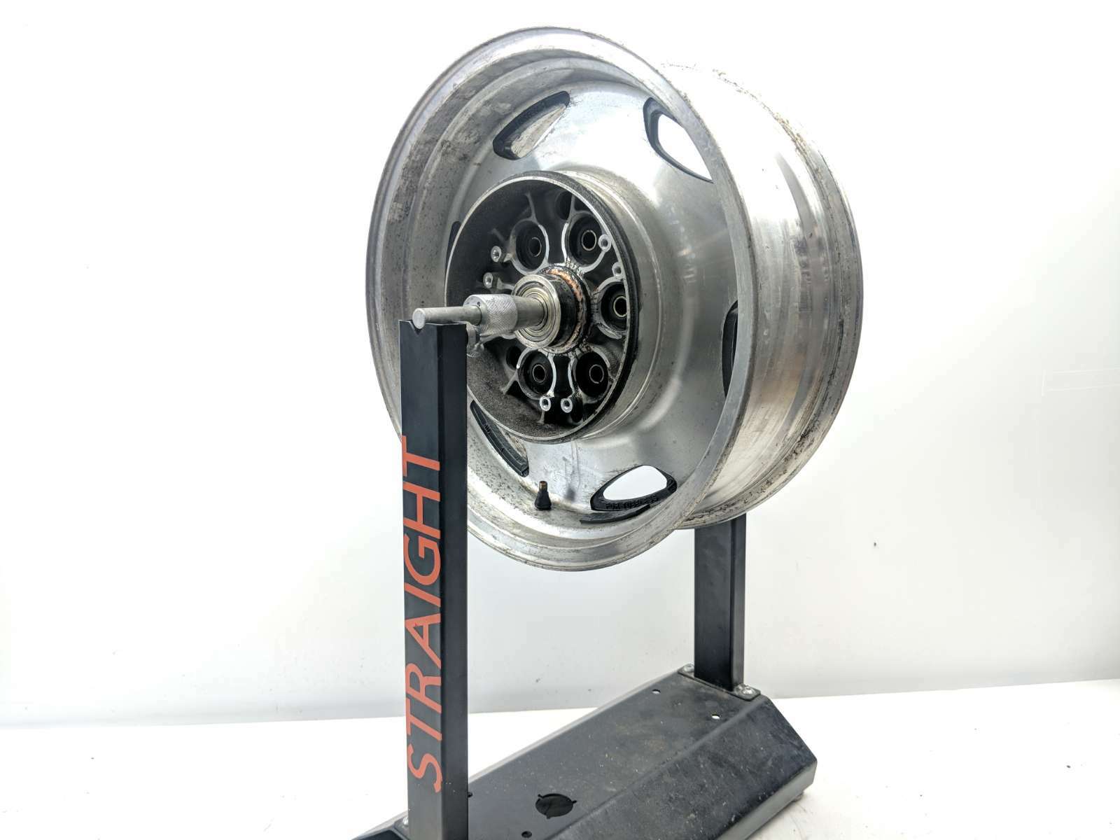 99 Suzuki VL1500X Intruder LC Rear Wheel Rim Straight 15 x 5.00