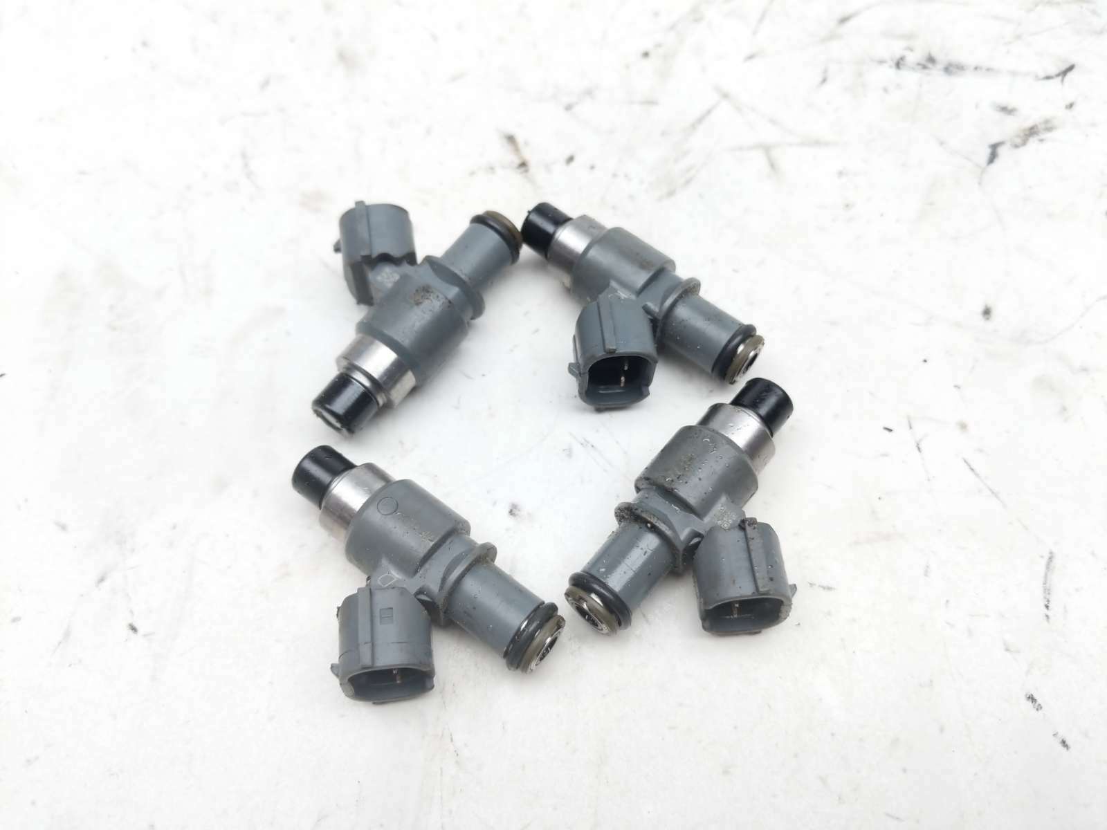 10 Honda CBR1000RR CBR 1000 Gas Fuel Injector without Rail