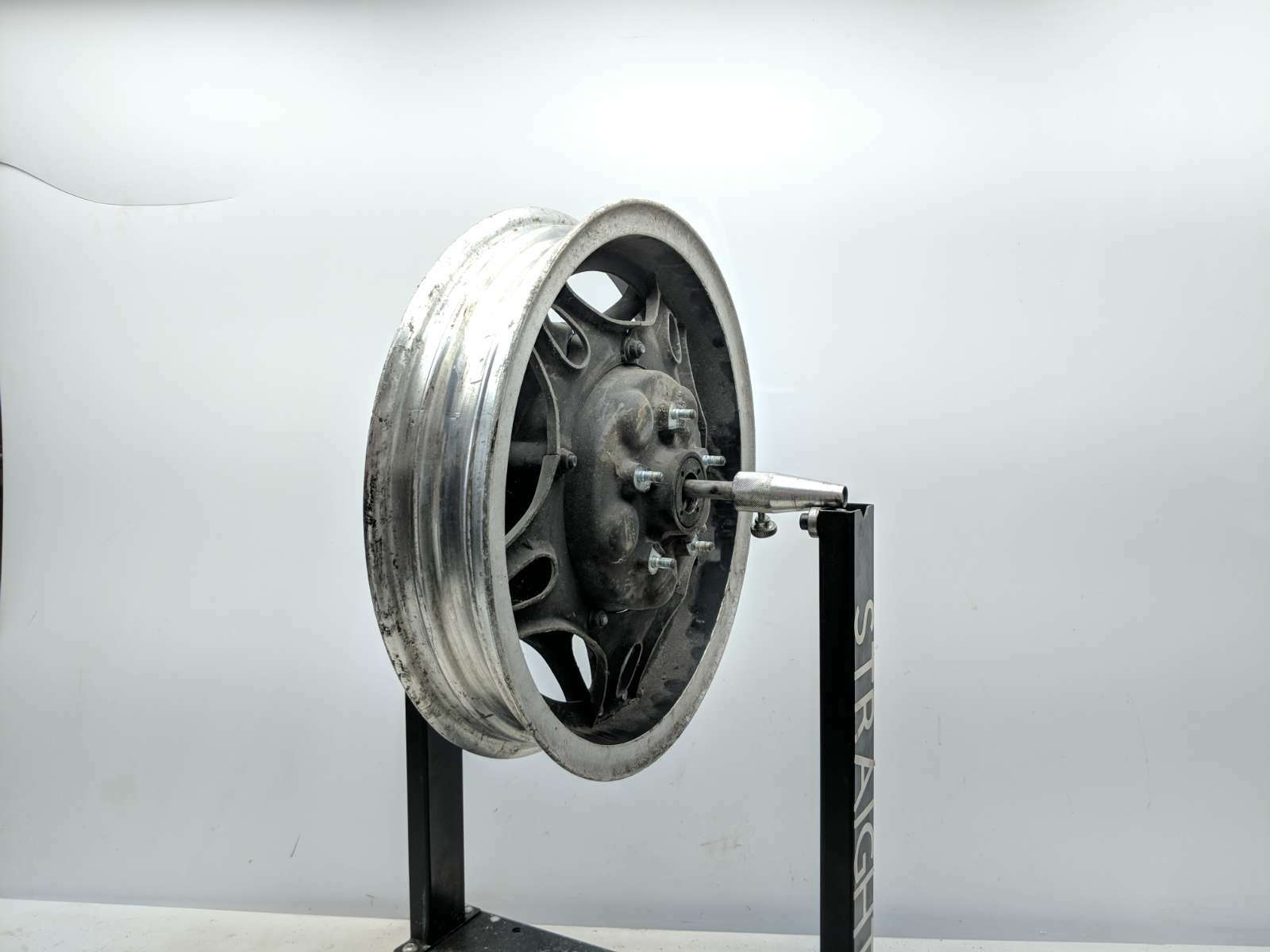 82 Honda GL 1100 Goldwing Rear Wheel Rim Straight 16 x 3.00