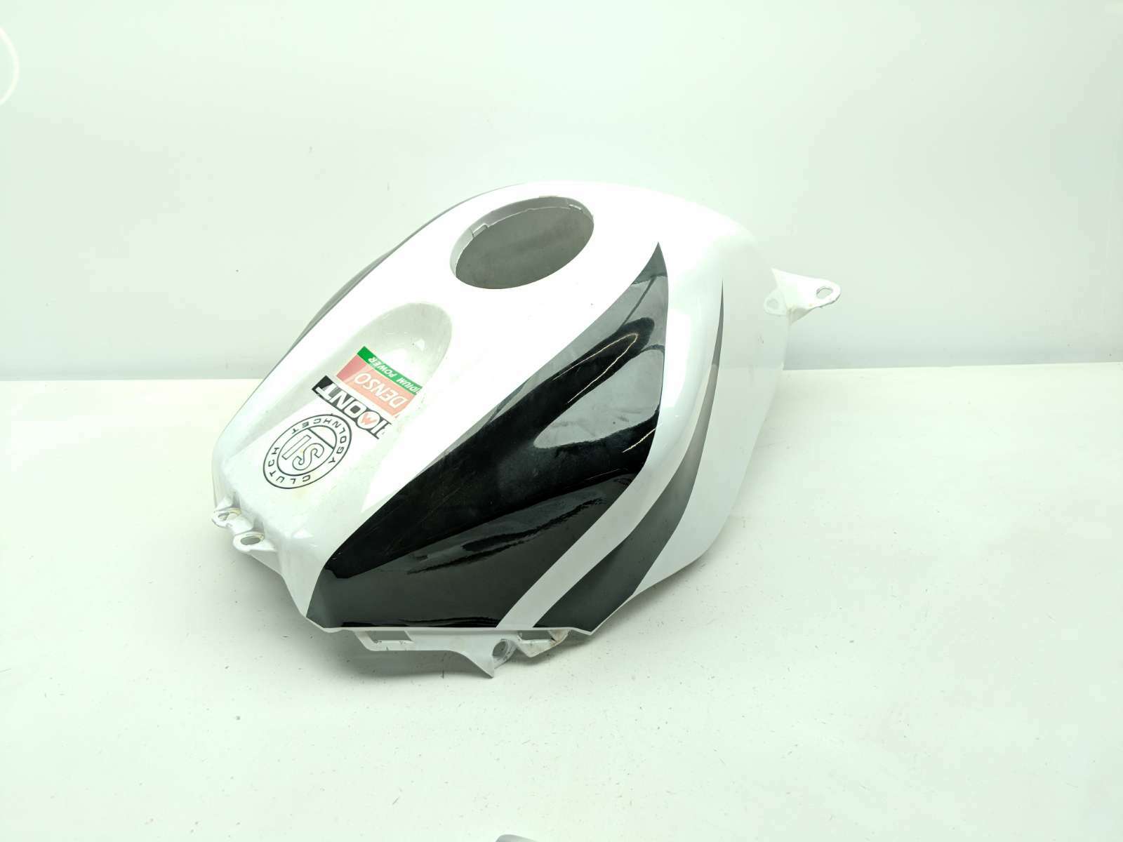 06 Honda CBR 600 CBR600RR Fuel Tank Cover