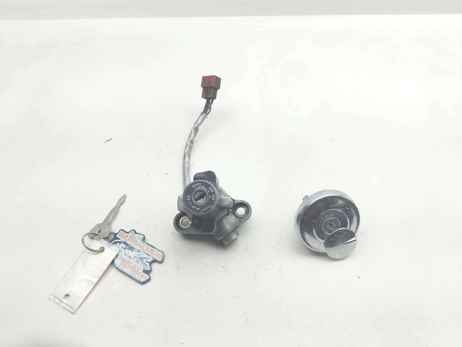 04 Yamaha VStar XVS 650 Lock Set Ignition Switch Cap And Key