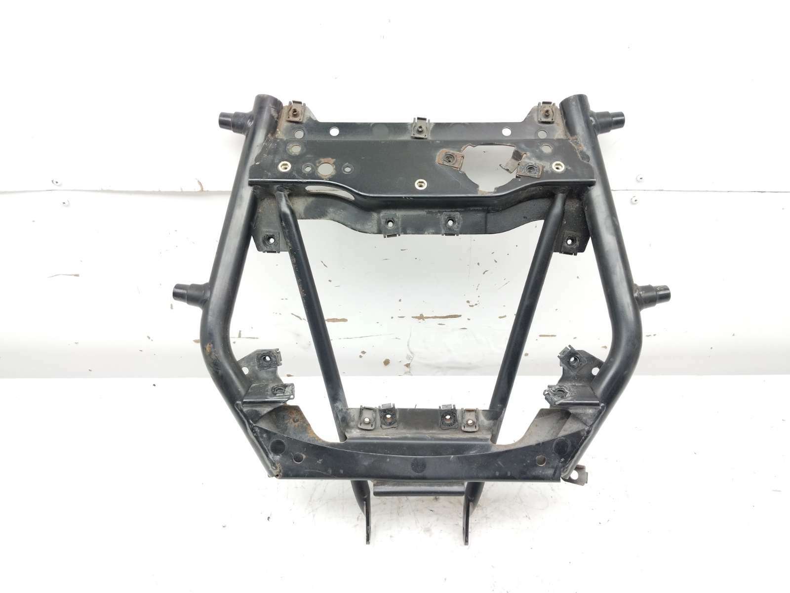 15 Can Am Spyder Roadster F3 Front Upper Fairing Stay Mount Bracket