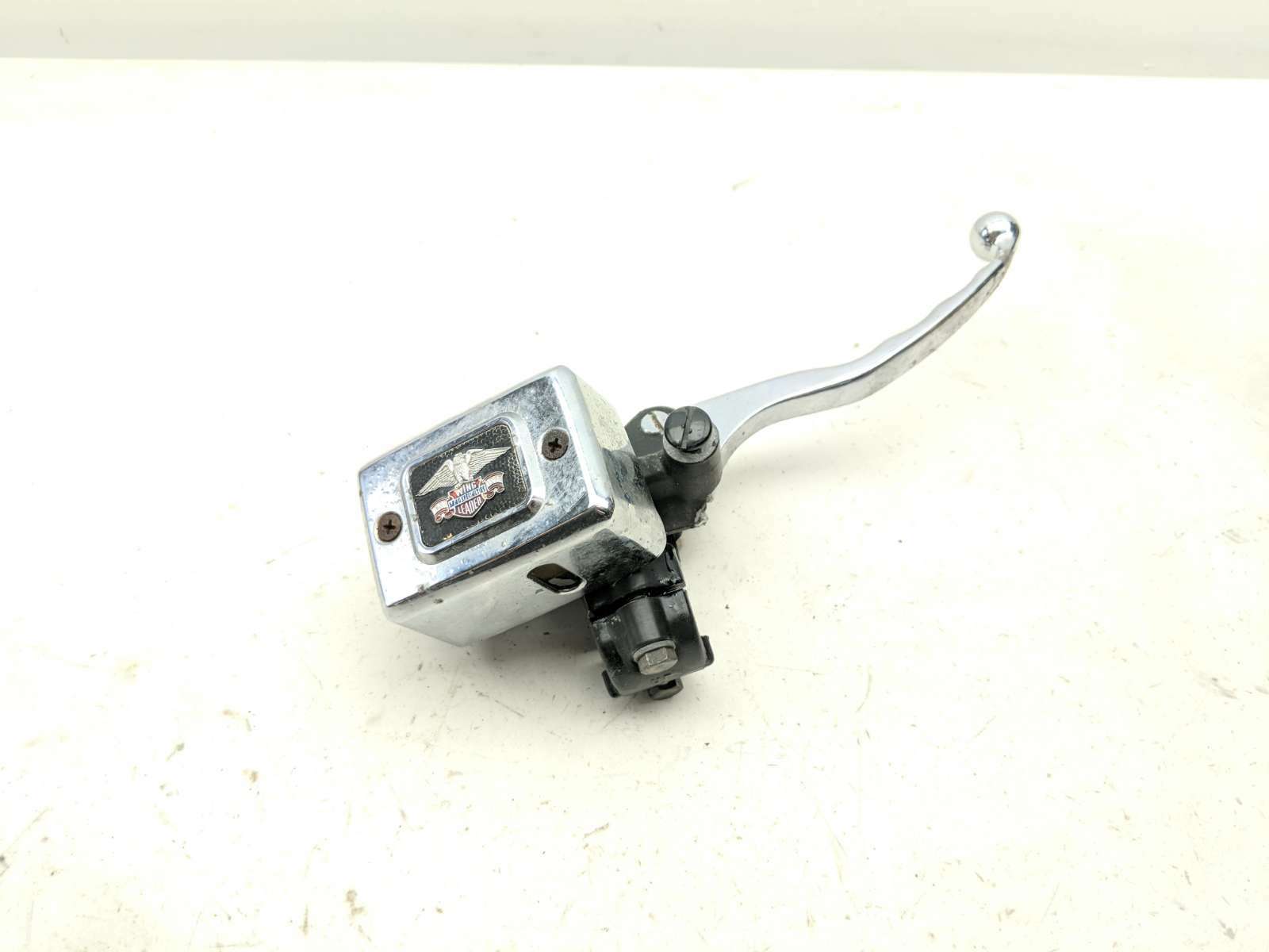 82 Honda GL 1100 Goldwing Front Right Brake Master Cylinder