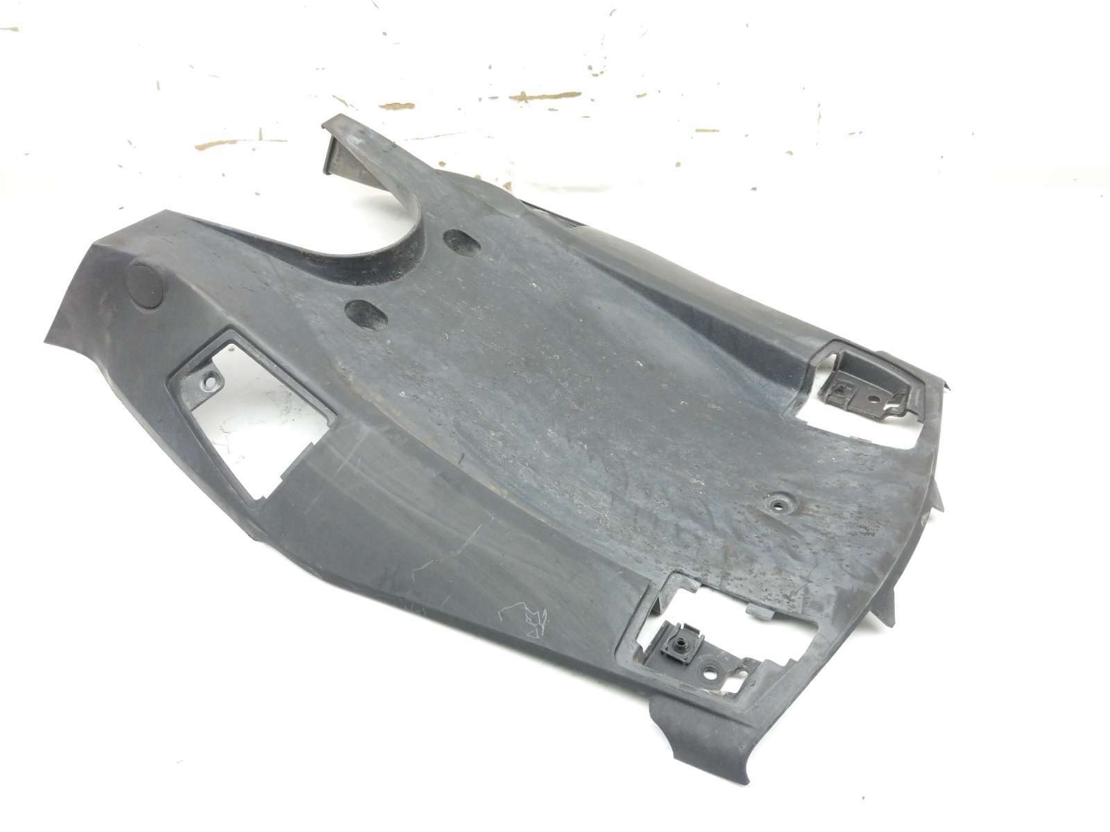 m★★★★ 15 Can Am Spyder Roadster F3 Rear Fender Under Tail Cover