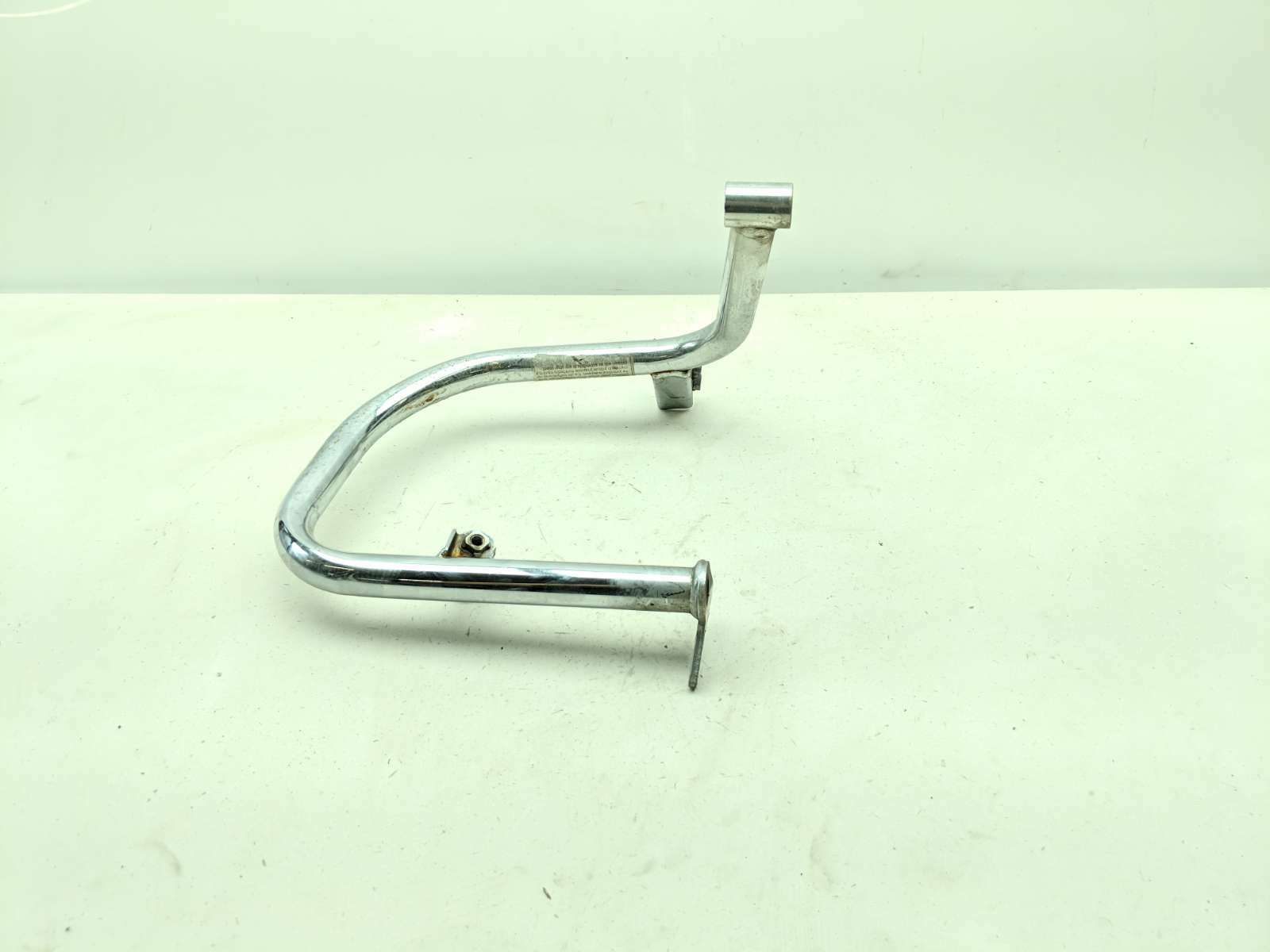 11 Kawasaki Voyager 1700 VN1700B Left Saddlebag Guard Rail Mount Bracket