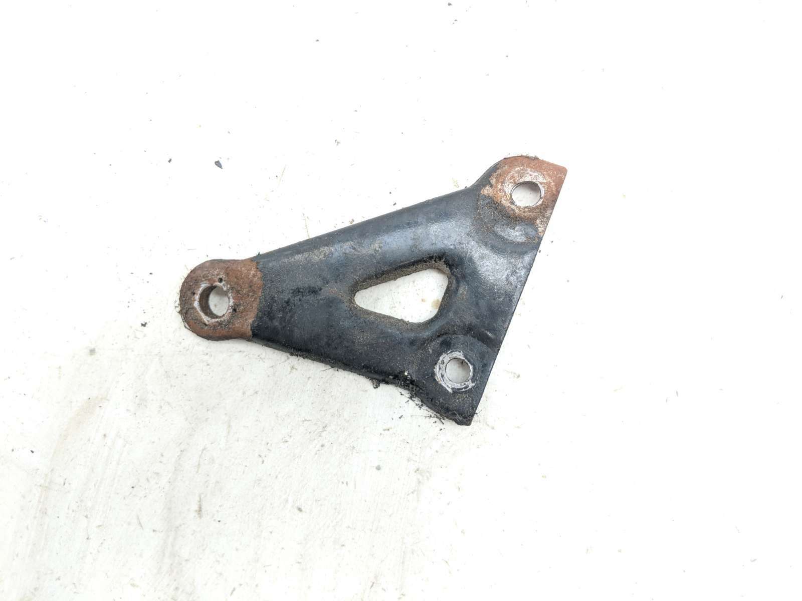 82 Honda GL 1100 Goldwing Right Engine Motor Mount Bracket