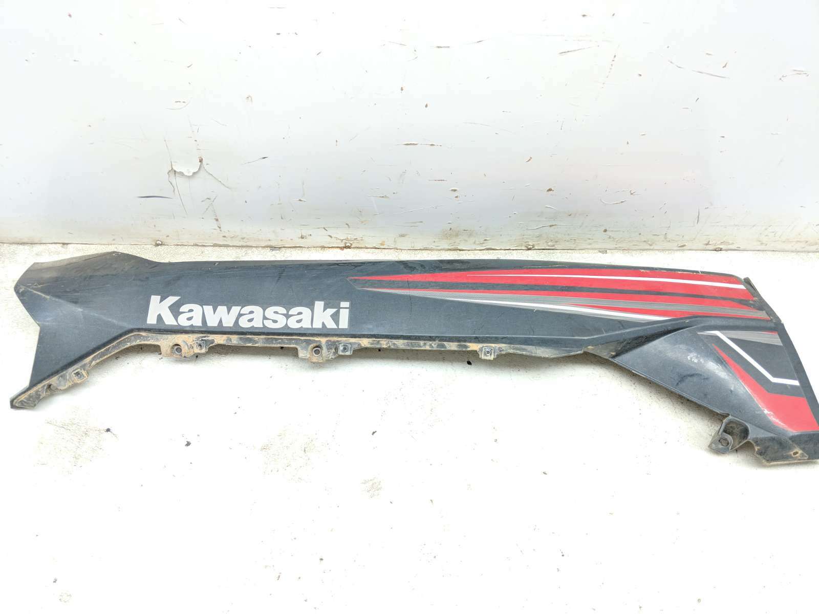 21 Kawasaki KRX Teryx KRF1000 Rear Right Cover Panel 35023-0454