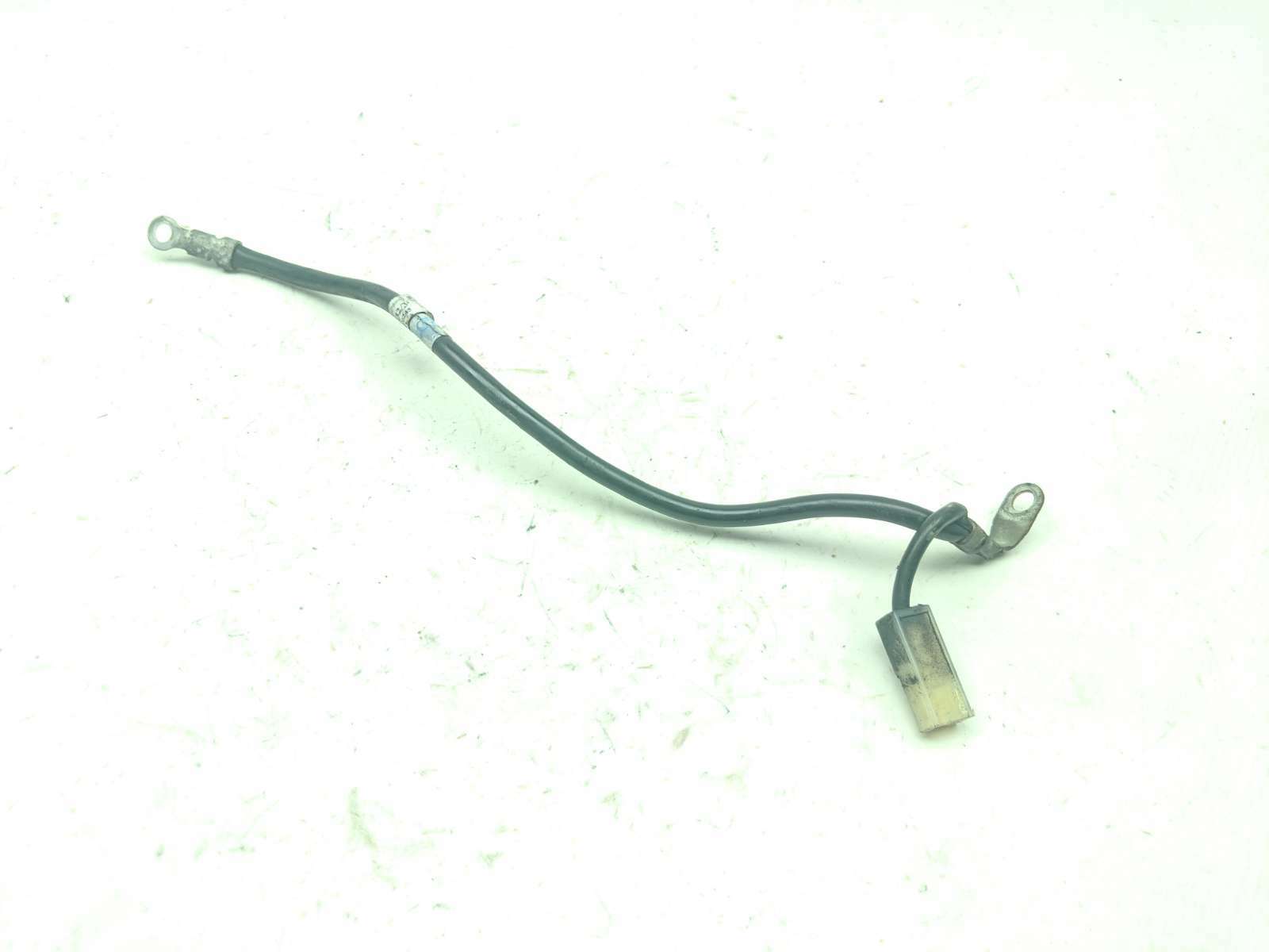 18 Triumph Street Twin Battery Cable Terminal