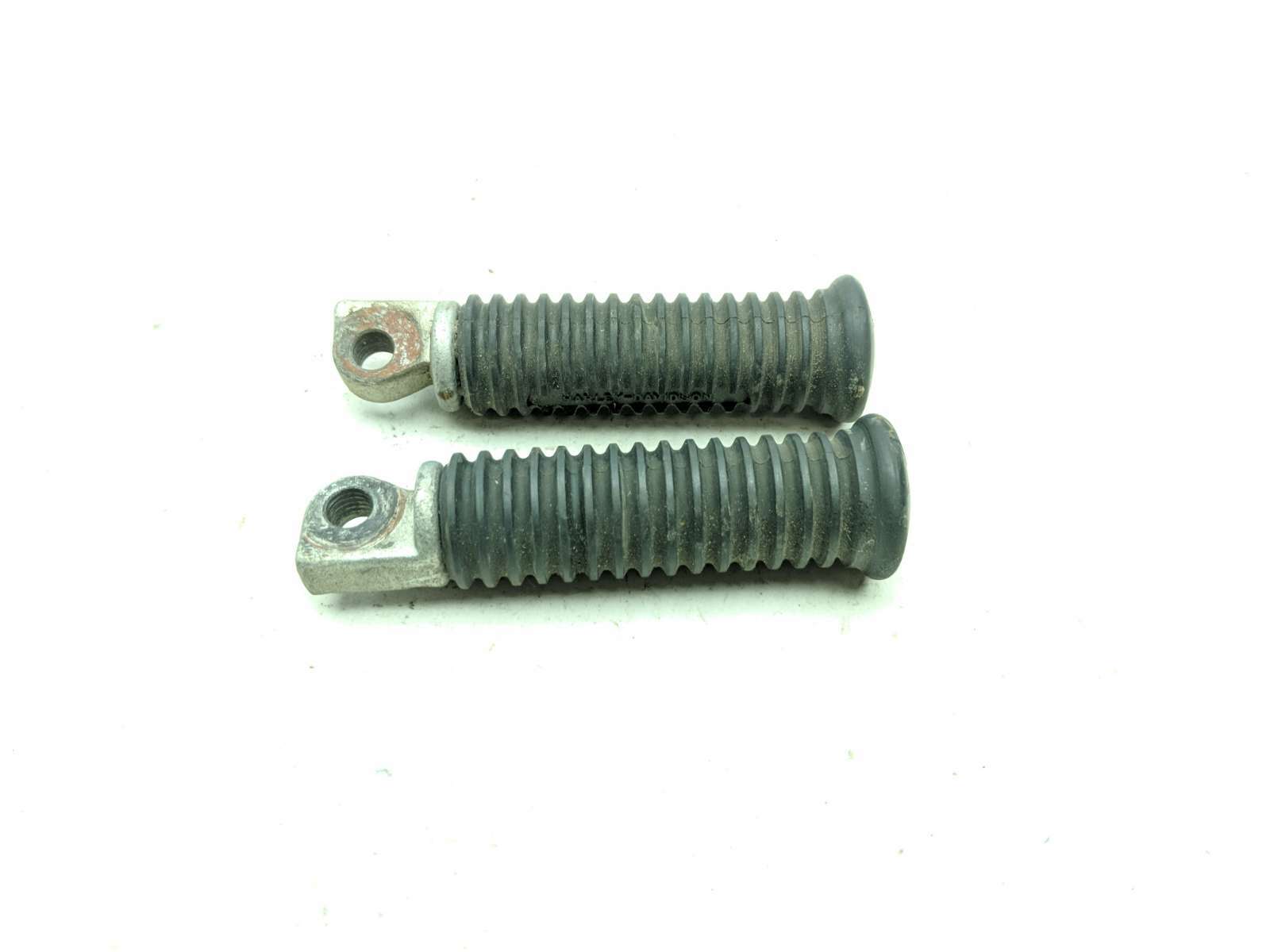 02 Harley Classic Electra Glide 1450 FLHTC Rear Passenger Foot Pegs