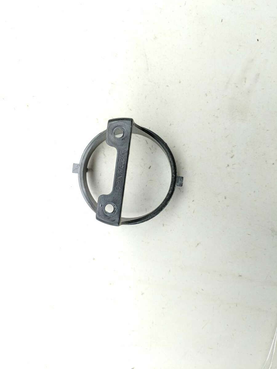 02 Harley Classic Electra Glide 1450 FLHTC Gauge Mount Bracket 67352-96A (C)