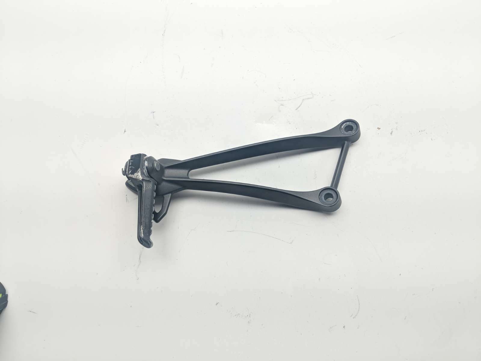 20 Kawasaki Ninja ZX6R ZX636K Left Rear Passenger Foot Peg