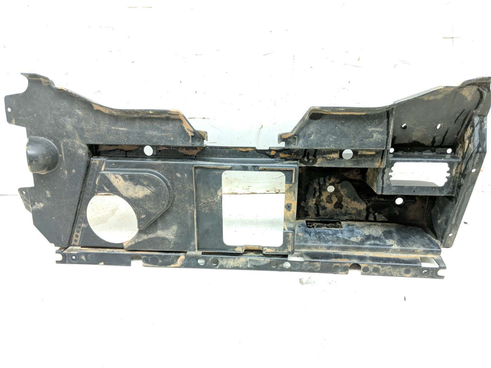 14 Polaris RZR 1000 XP EPS Rear Closeoff Lower Cover Inner 5439770