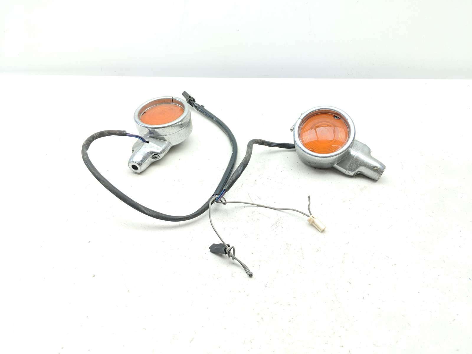 02 Harley Classic Electra Glide 1450 FLHTC Front Turn Signal Lights