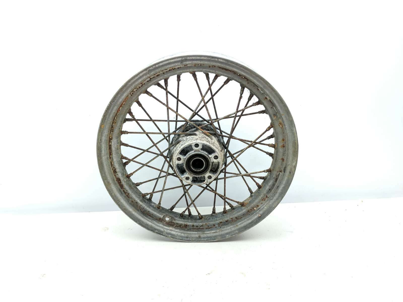 05 Harley Electra Glide Classic FLHTCI Front Wheel Rim 16 x 3.00