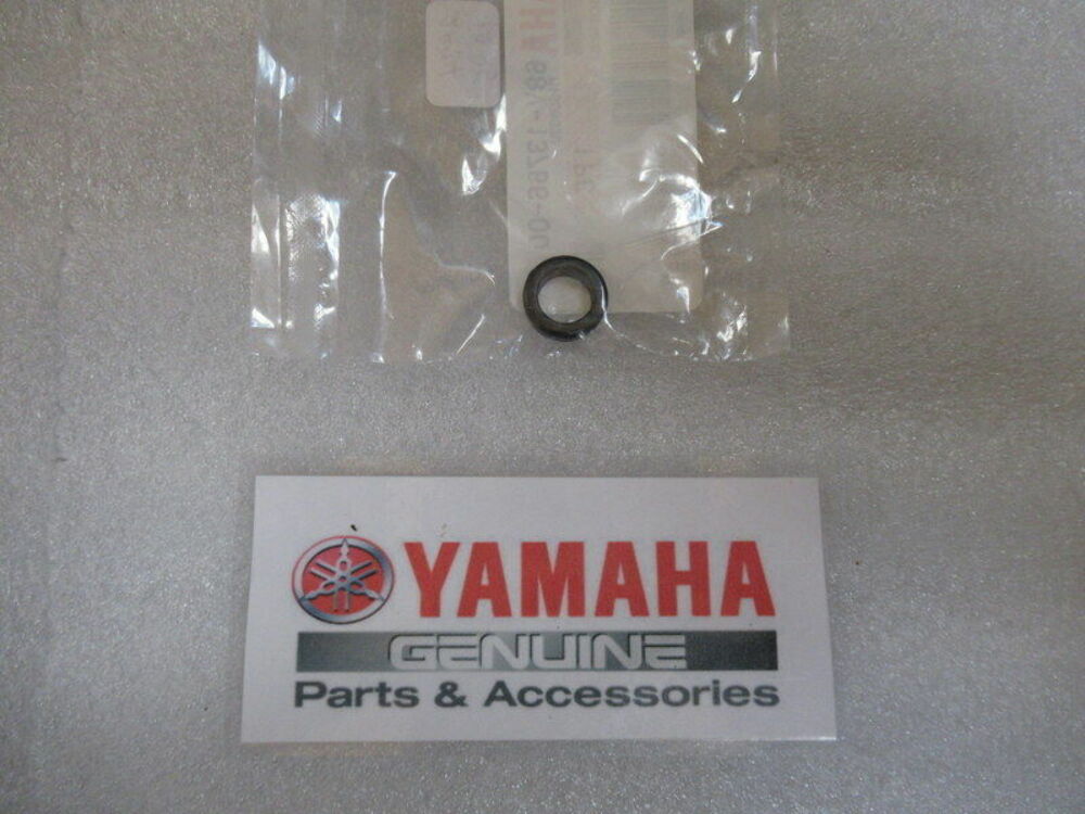 Genuine Yamaha Marine 68V-13766-00 Injector Rubber OEM