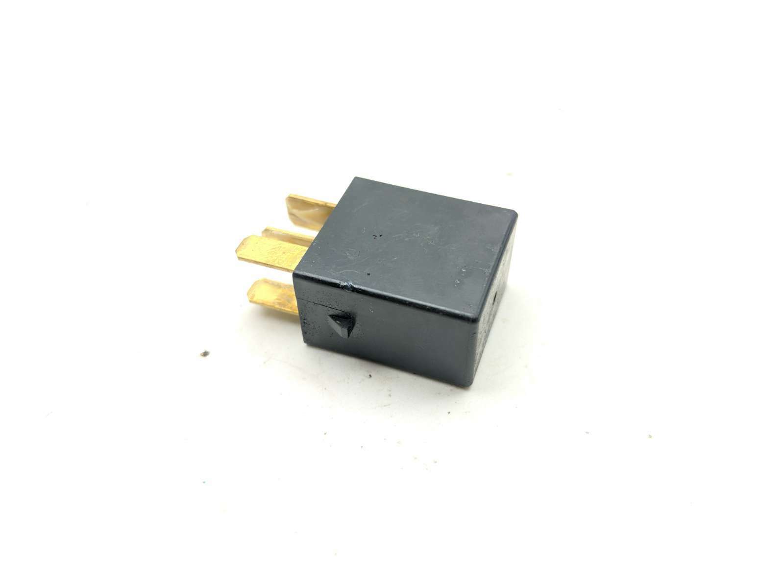 15 Triumph Daytona 675 Relay G8HN-1A4T-RJ (C) - Sun Coast Cycle