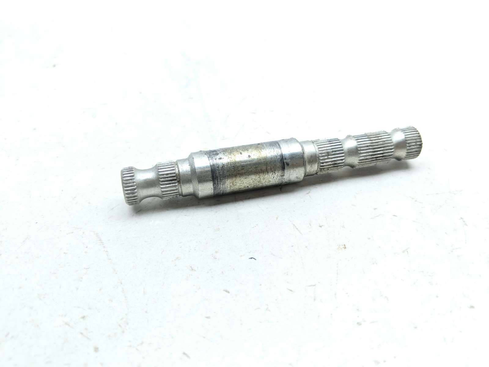 19 Harley Davidson Freewheeler FLRT Shift Shifter Peg Mount Bracket