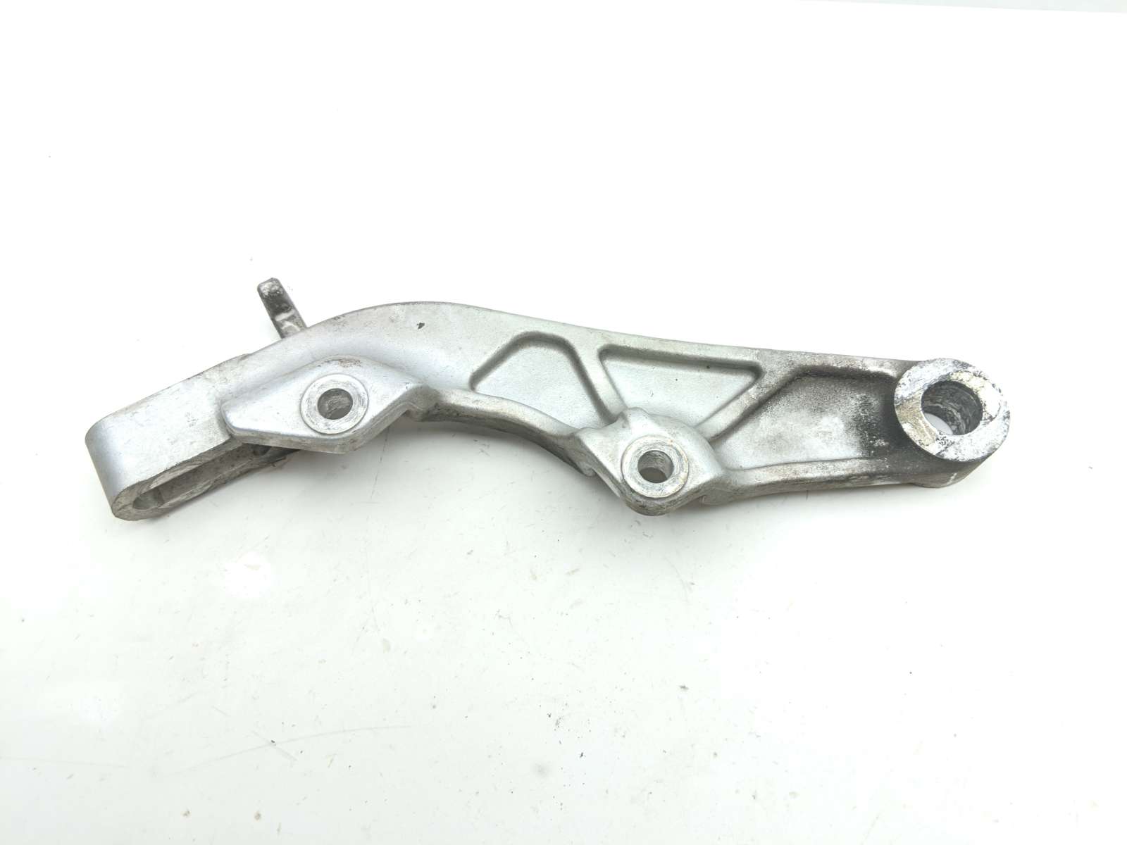 03 Yamaha XV1600AS Road Star Rear Brake Caliper Mount Bracket