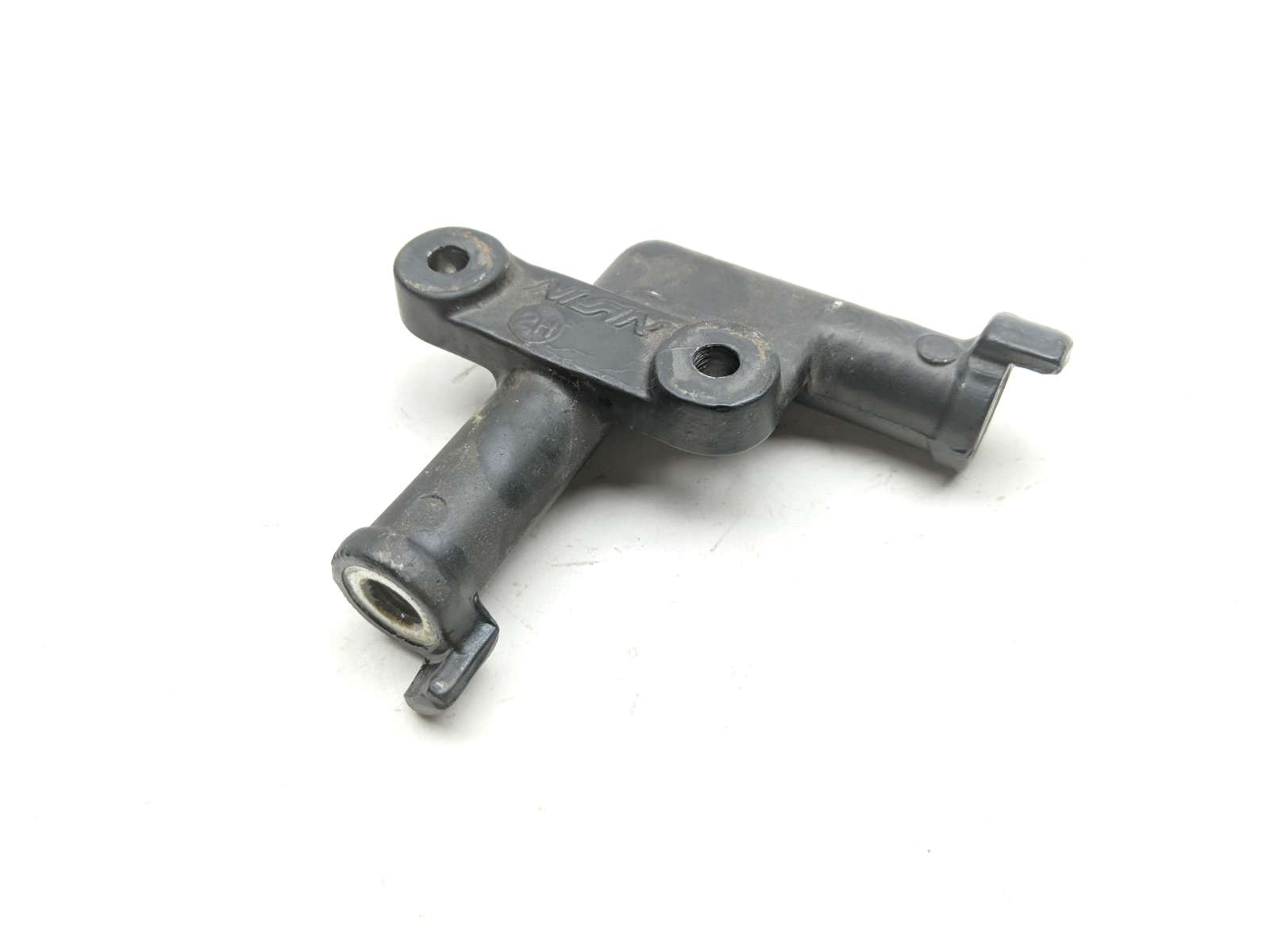 03 Yamaha XV1600AS Road Star Brake Line Hose Junction Mount Bracket