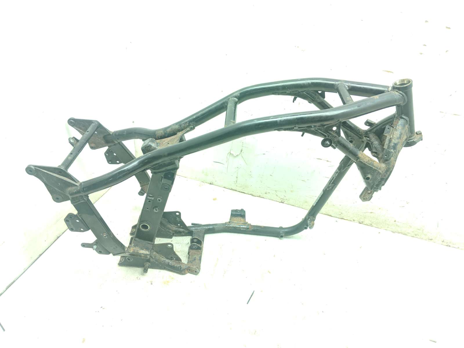 06 Suzuki M109R VZR1800 Main Frame STRAIGHT SLVG