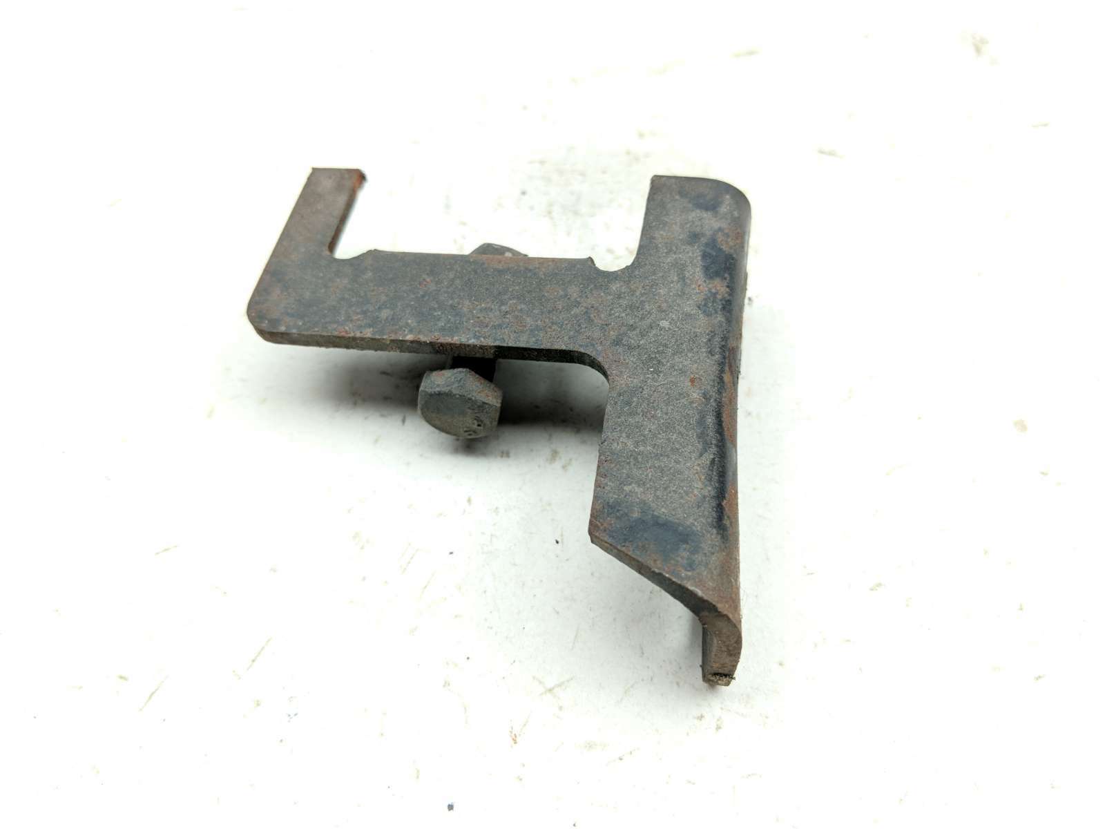 Taylor Dunn B-248 36V Mount Bracket (S)