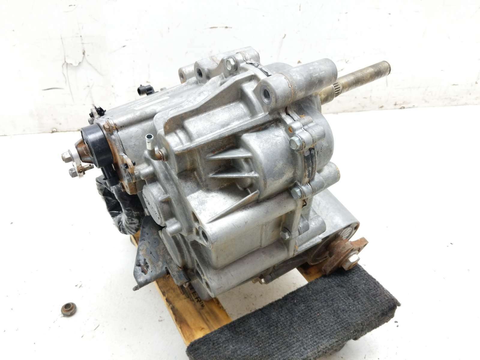 14 Polaris RZR 1000 XP EPS Rear Transmission Gearcase Gearbox Assembly