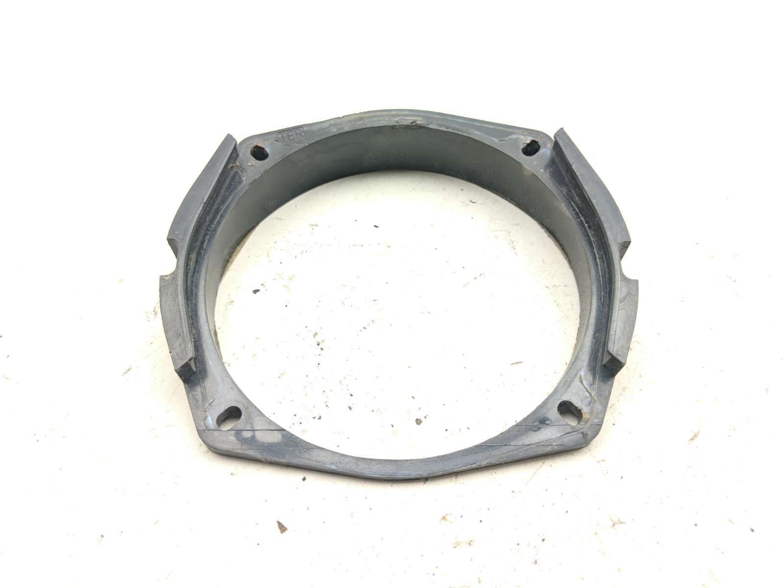 02 Harley Ultra Classic Electra Glide FLHTCUI Speaker Cover Panel Mount Bracket