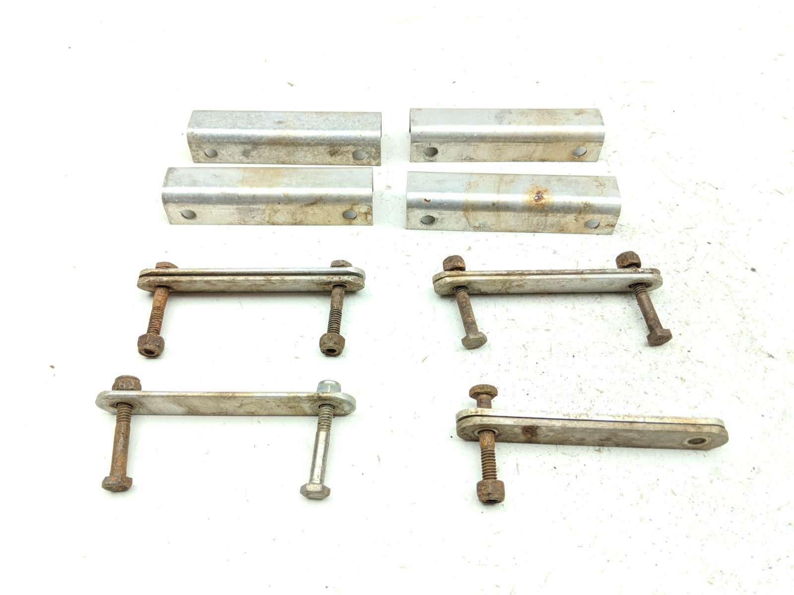 Taylor Dunn B-248 36V Mount Bracket Set