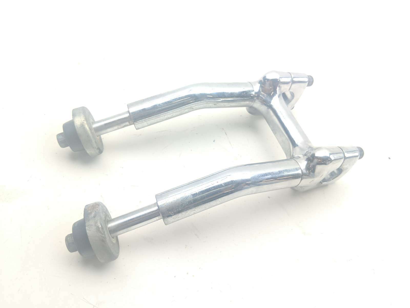 06 Suzuki S50 Boulevard VS800 Handlebar Risers