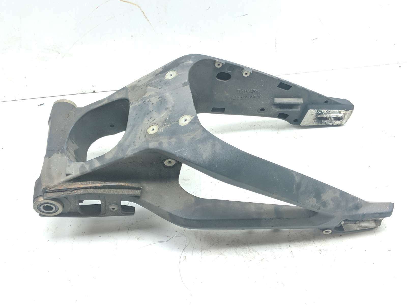 15 Triumph Daytona 675 Rear Wheel Swing Arm Frame