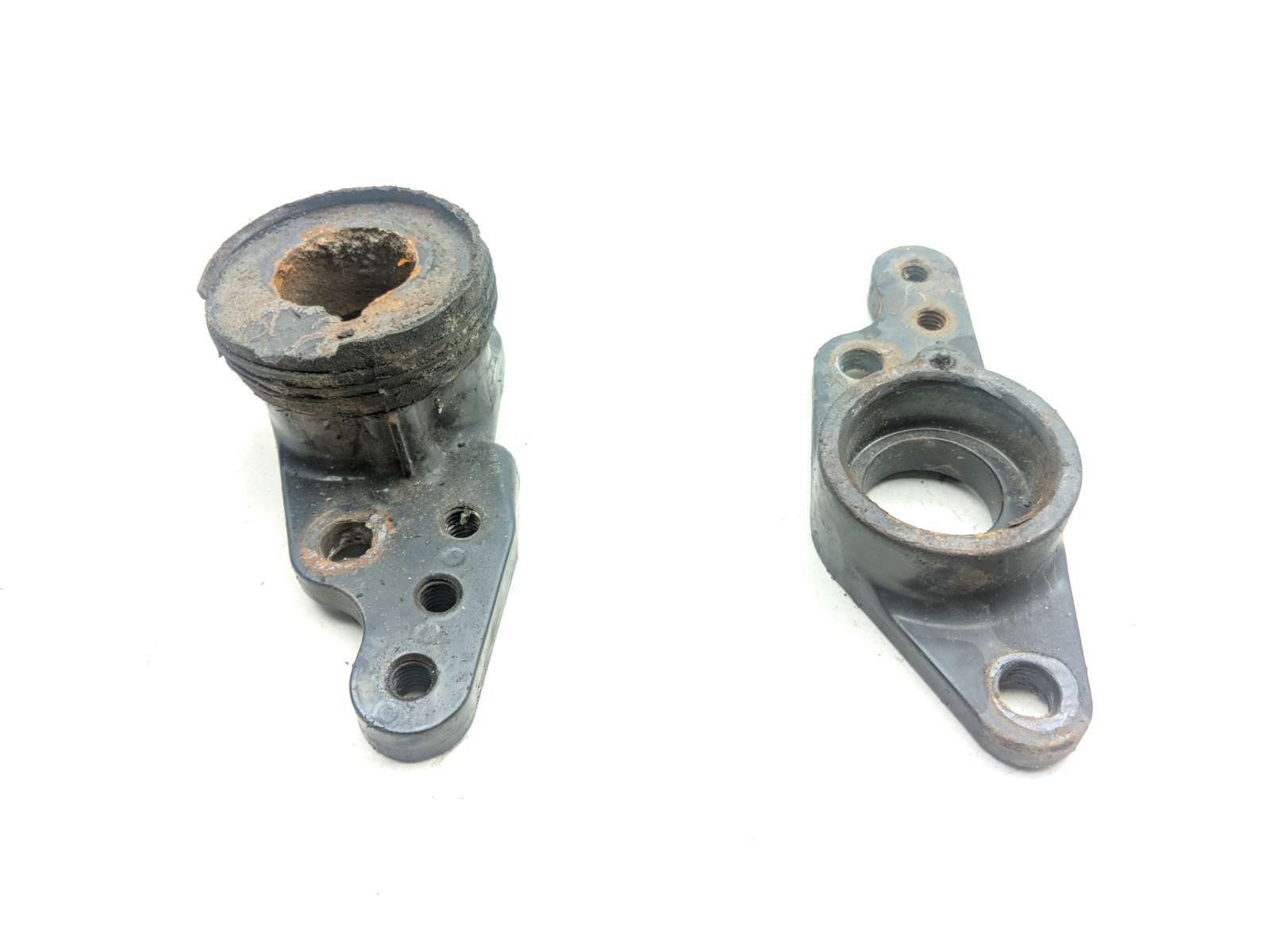 02 Harley Ultra Classic Electra Glide FLHTCUI Engine Motor Mount Bracket