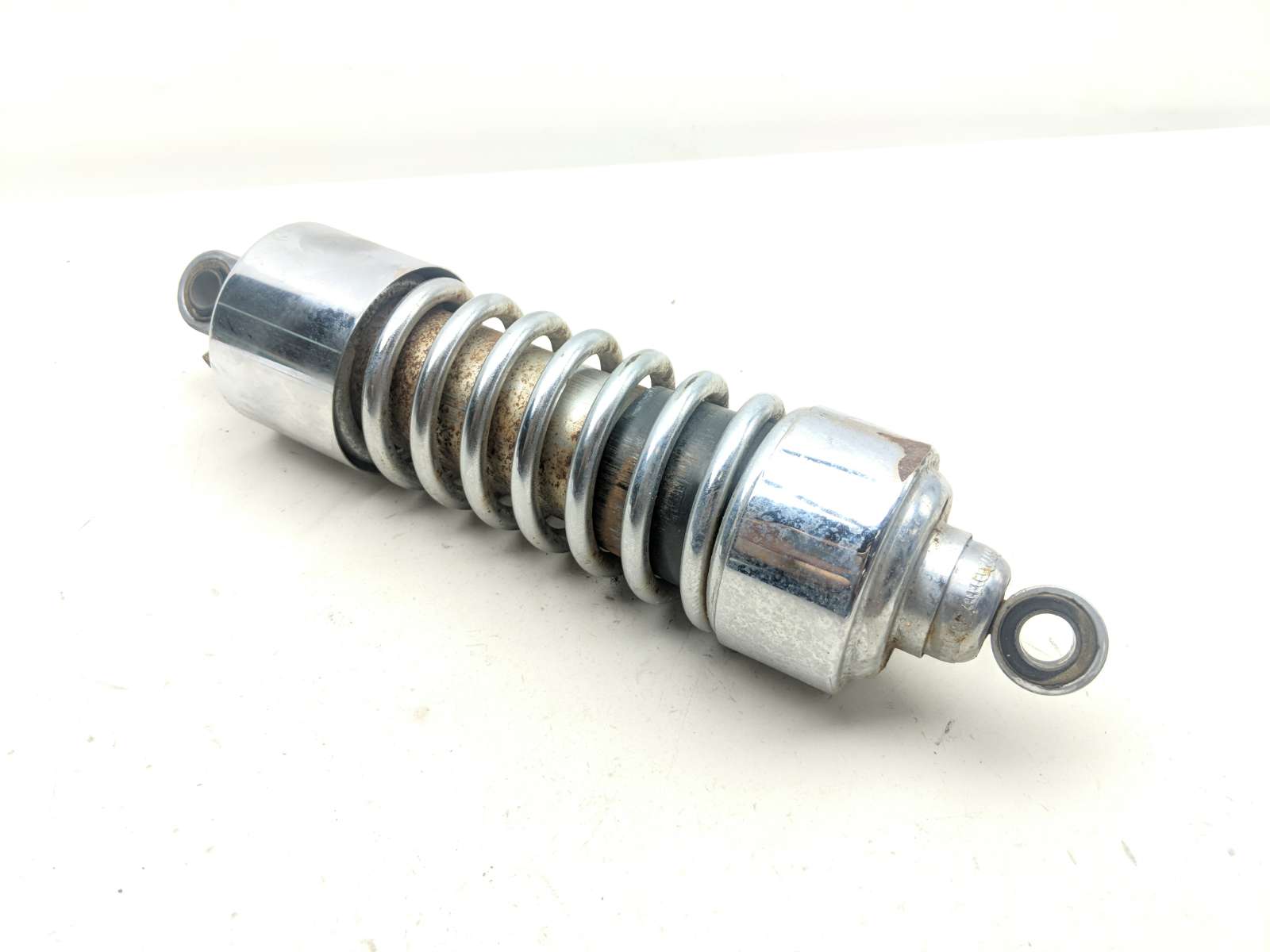 02 Kawasaki Vulcan 1500 Classic VN1500 Rear Suspension Shock A