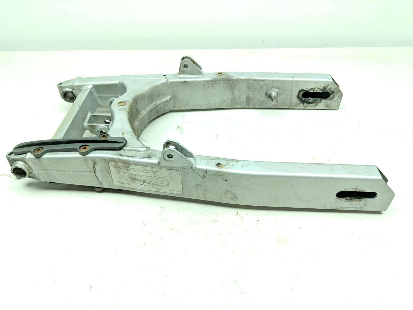 01 Ducati Monster 600 M600 Rear Wheel Swing Arm Frame