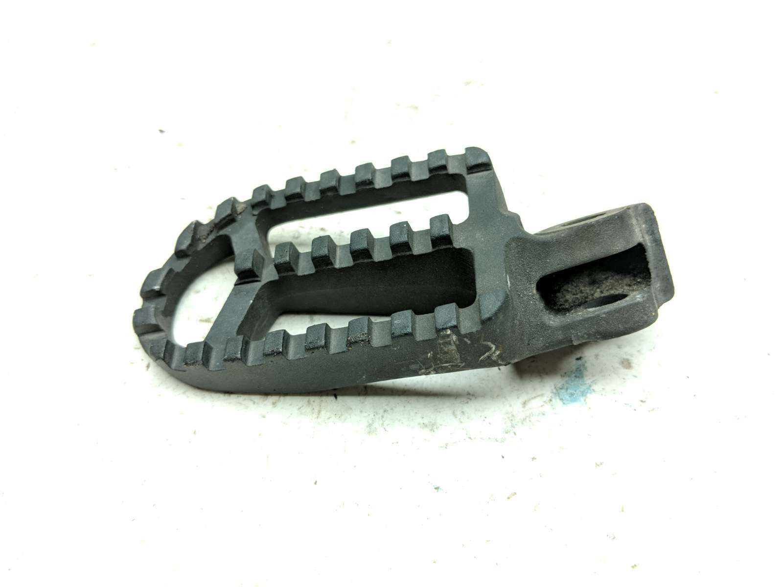 22 Zero FXE Front Foot Peg (B)