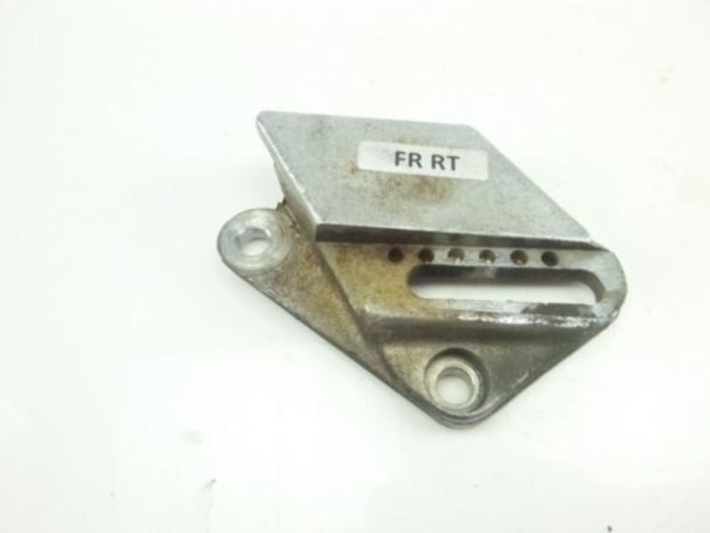 83 Yamaha XJ 750 Maxim Right Peg Mount Bracket TRSH DV look cj