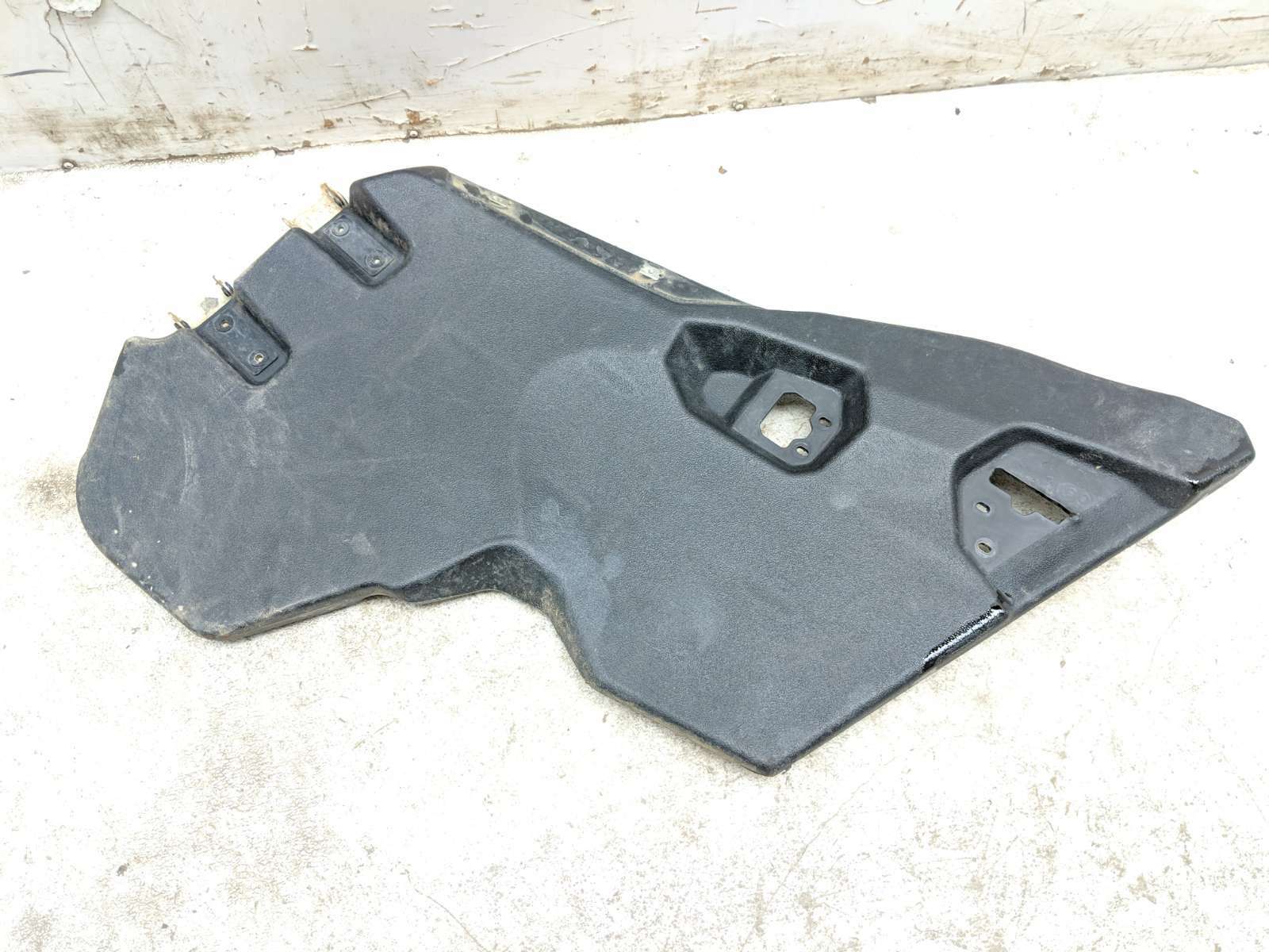 16 Yamaha YXZ 1000 R YXZ1000R Right Inner Door Frame Cover Panel