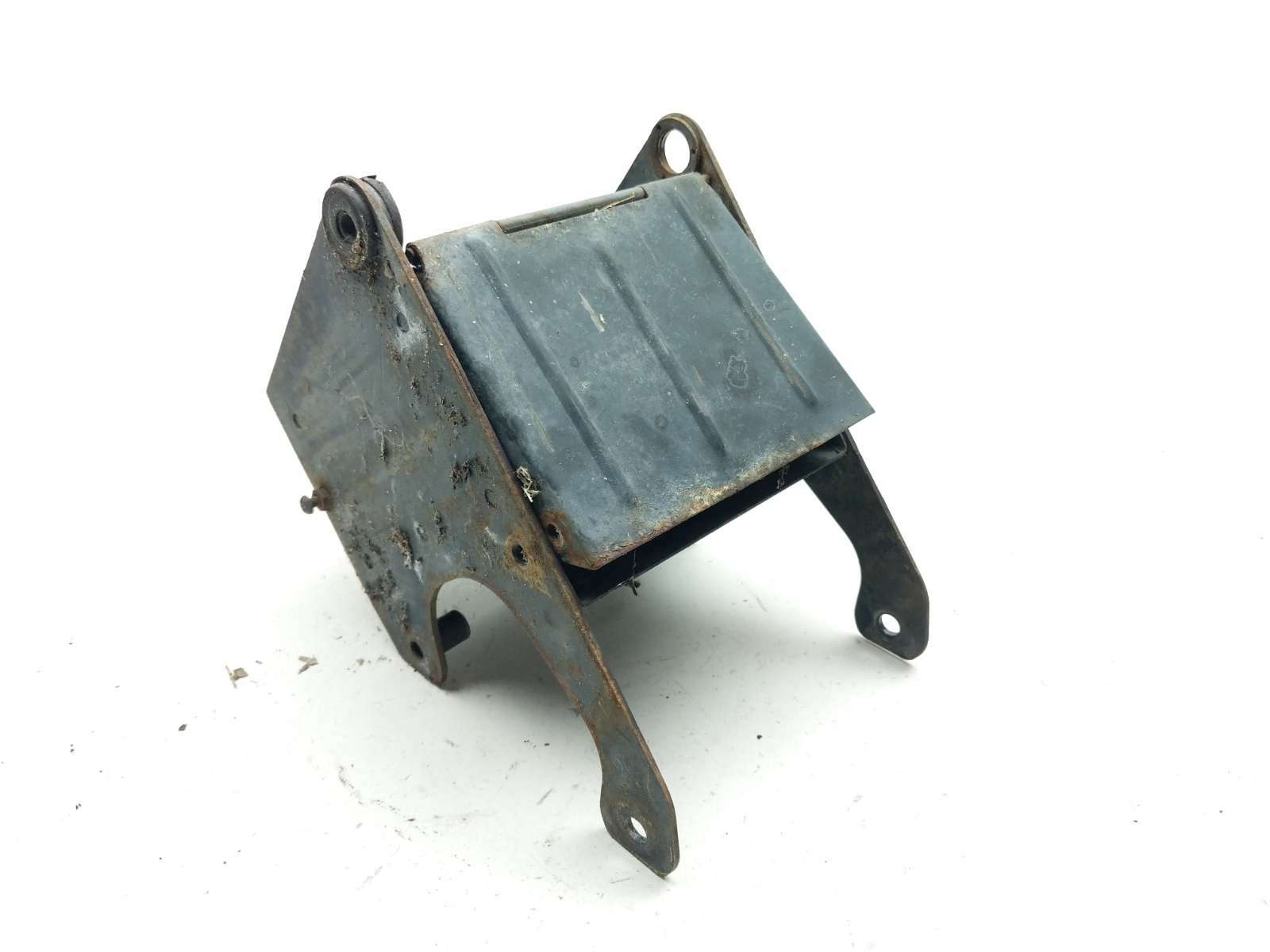 95 Suzuki VS1400 Intruder Battery Tray Box Bent Lid