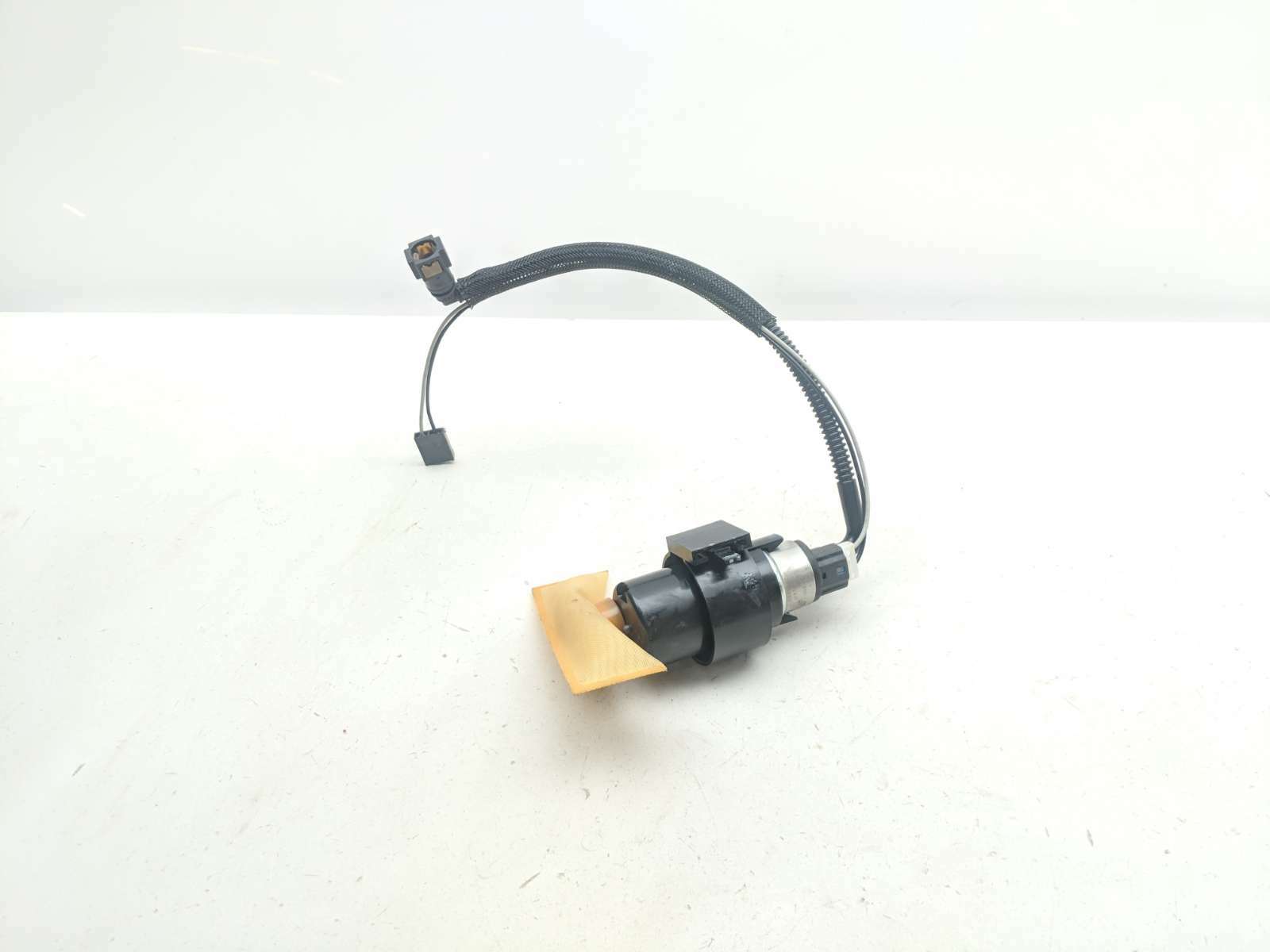 22 BMW R18 BPetrol Gas Fuel Pump Assembly 16148414915